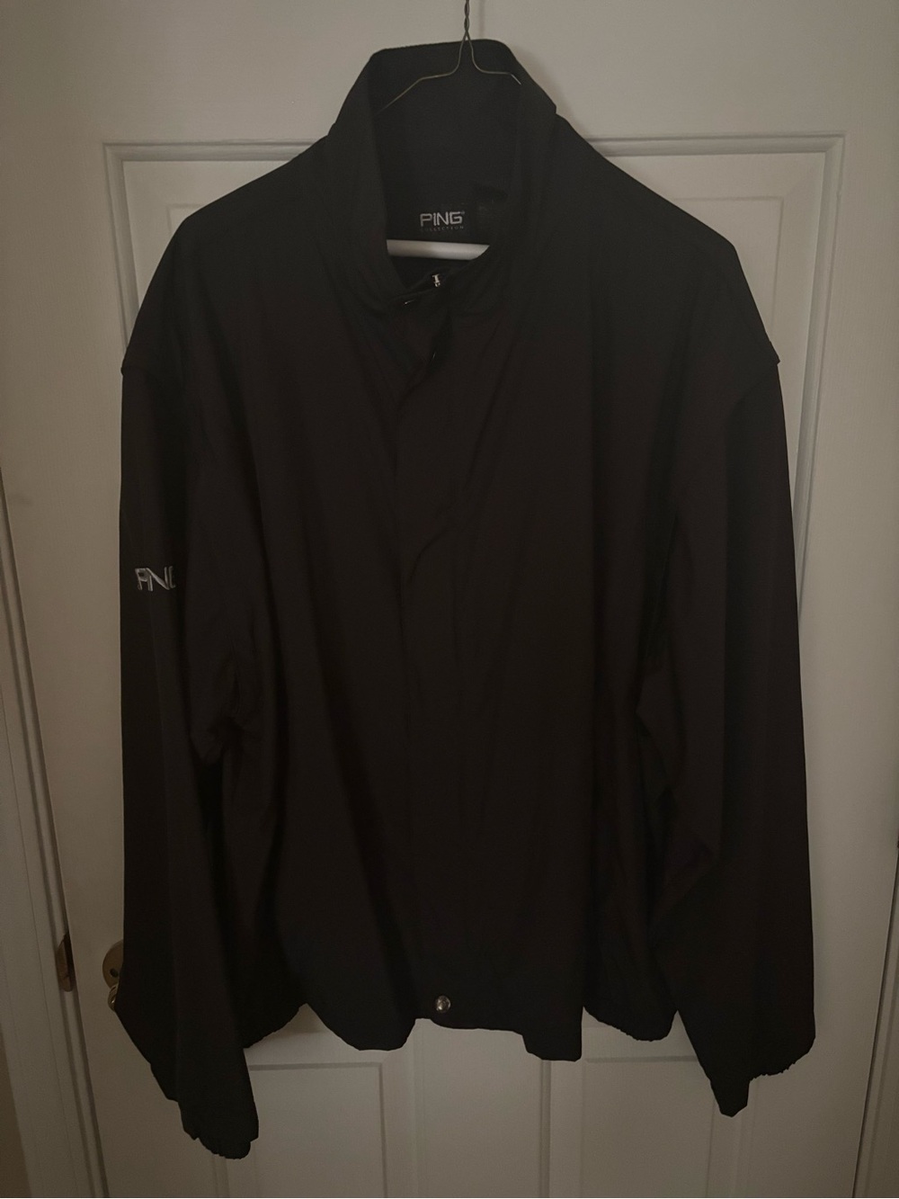 Ping Black Men's golf jacket converts to vest!